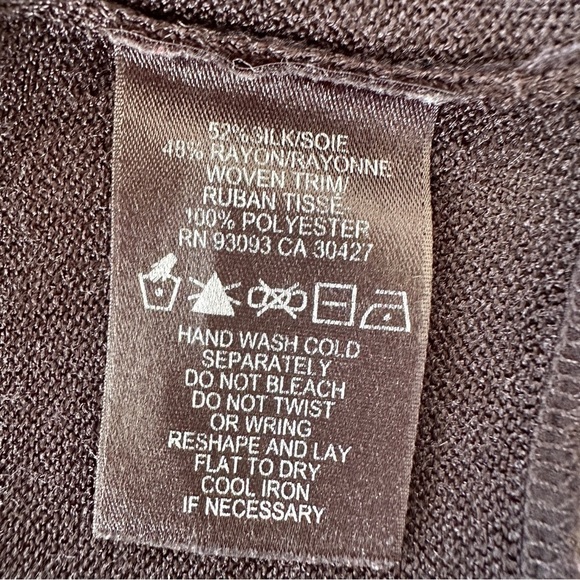 Nic+Zoe open cardigan with v-neck & long sleeves, in a silk blend knit - Picture 9 of 10